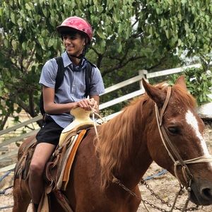 Meet your Posher, Parth